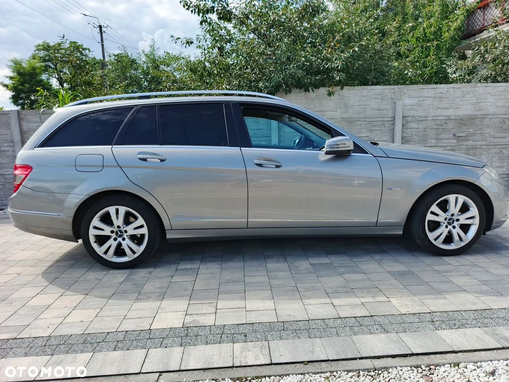 Mercedes-Benz Klasa C 250 T CDI DPF Automatik BlueEFFICIENCY Avantgarde - 33