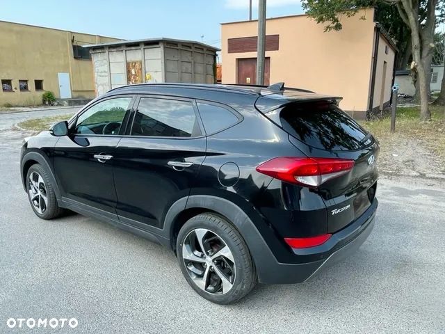 Hyundai Tucson - 2