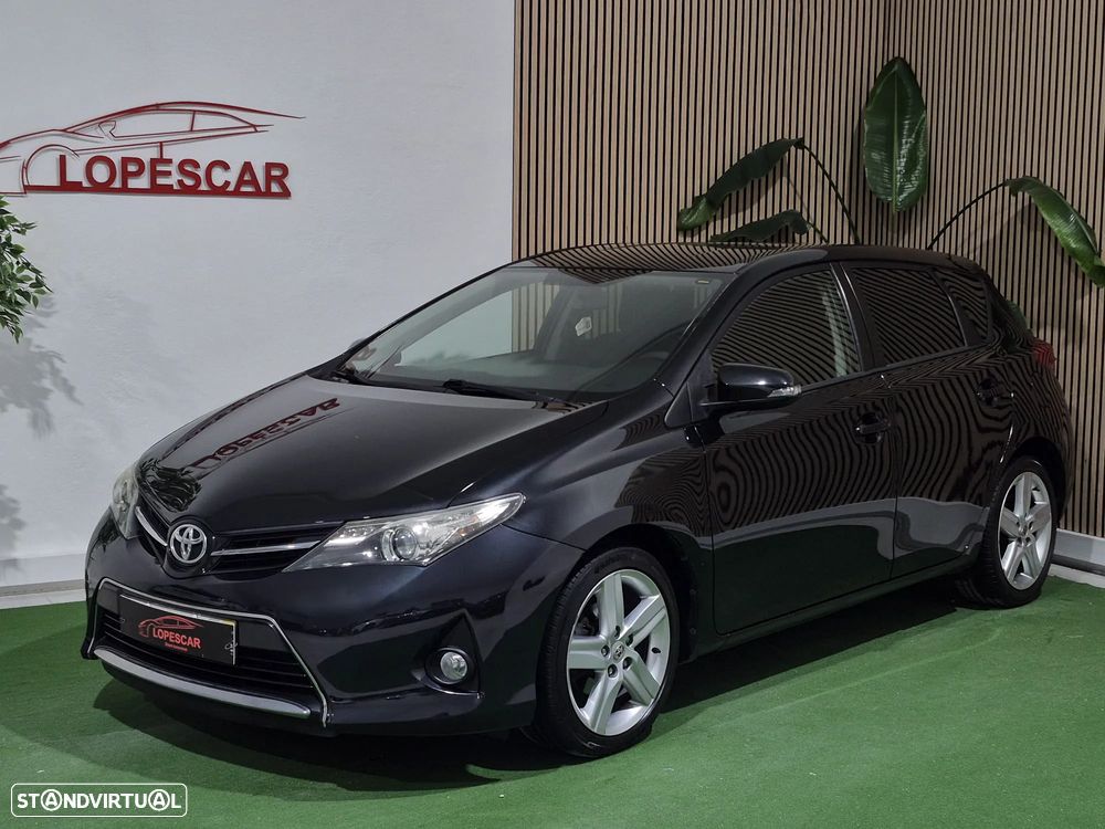 Toyota Auris 1.4 D-4D Comfort+Pack Sport - 1