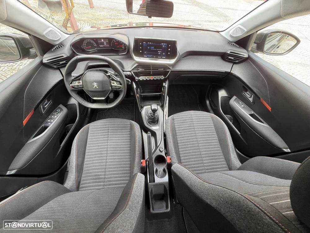 Peugeot 208 1.2 PureTech Active Pack - 17