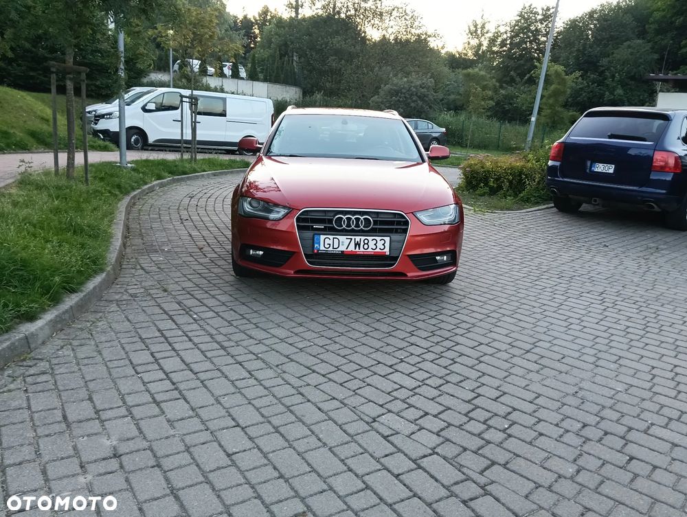 Audi A4 Avant 2.0 TDI DPF S line Sportpaket - 2