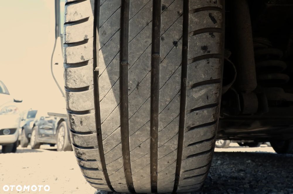 Nissan Leaf 40 kWh TEKNA - 29