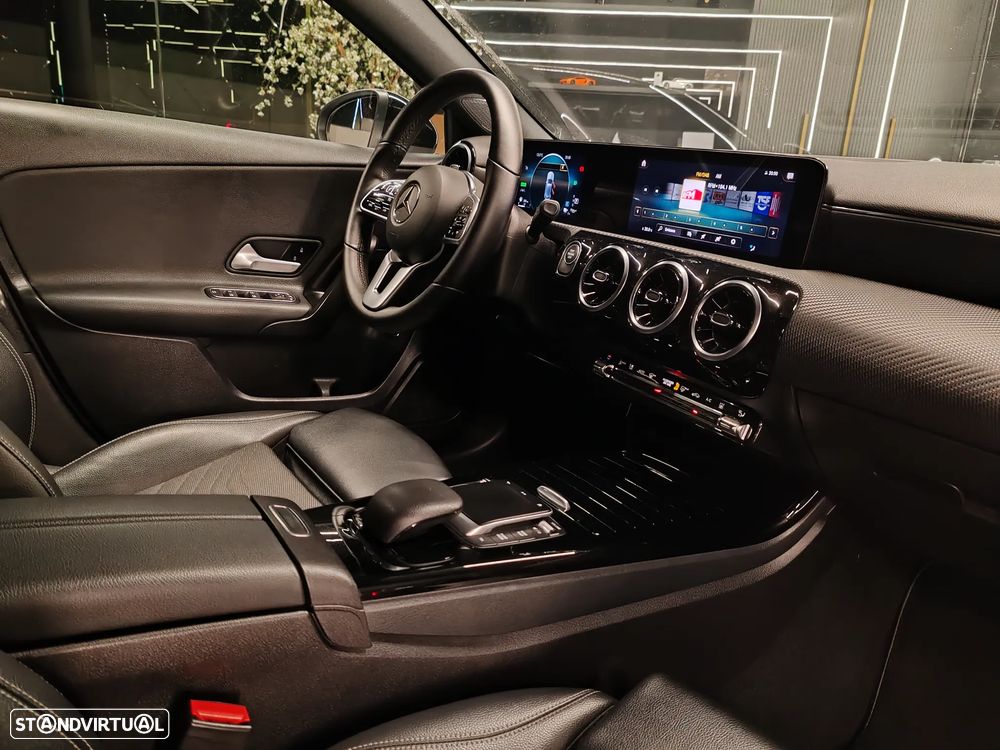 Mercedes-Benz A 250 e Style Plus - 18