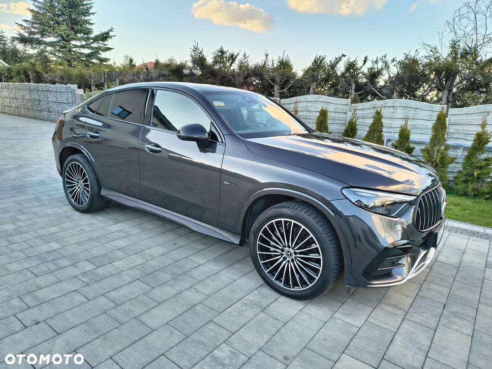 Mercedes-Benz GLC 300 4Matic 9G-TRONIC AMG Line Plus - 3