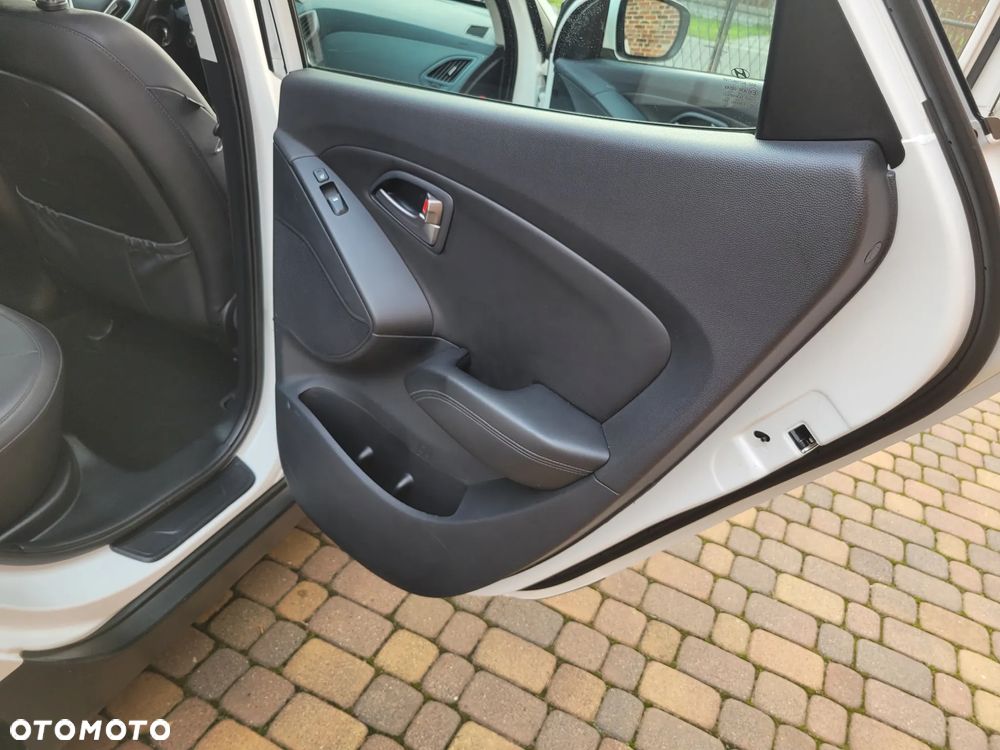 Hyundai ix35 1.6 2WD Comfort - 24