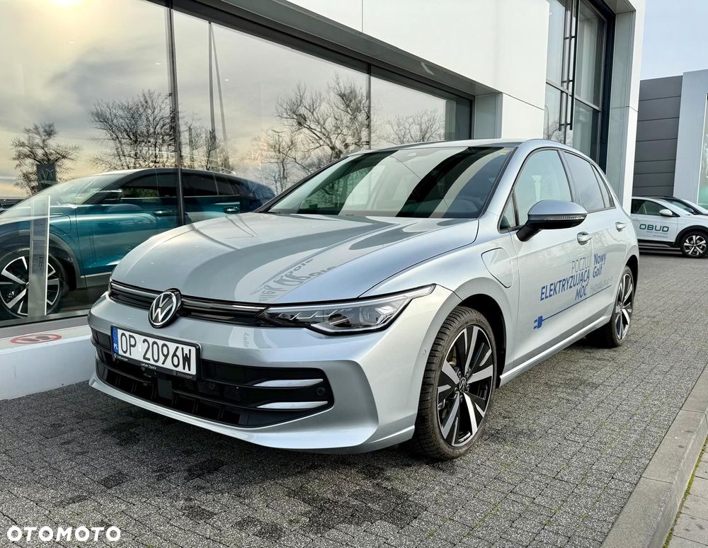 Volkswagen Golf - 4