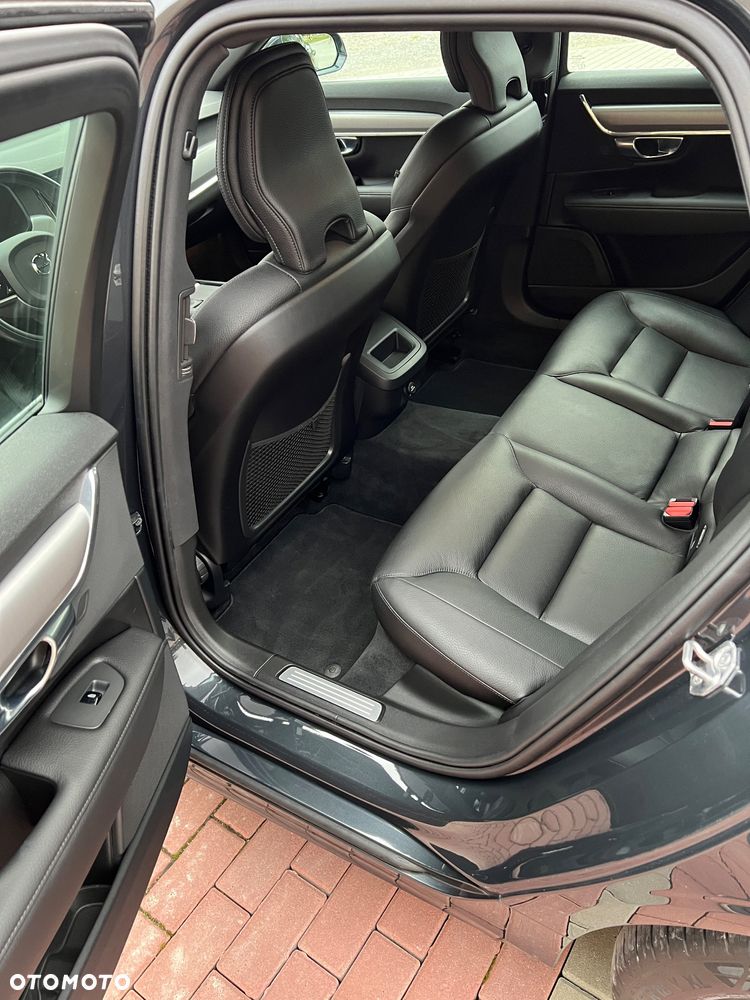 Volvo V90 D3 Geartronic Momentum - 22