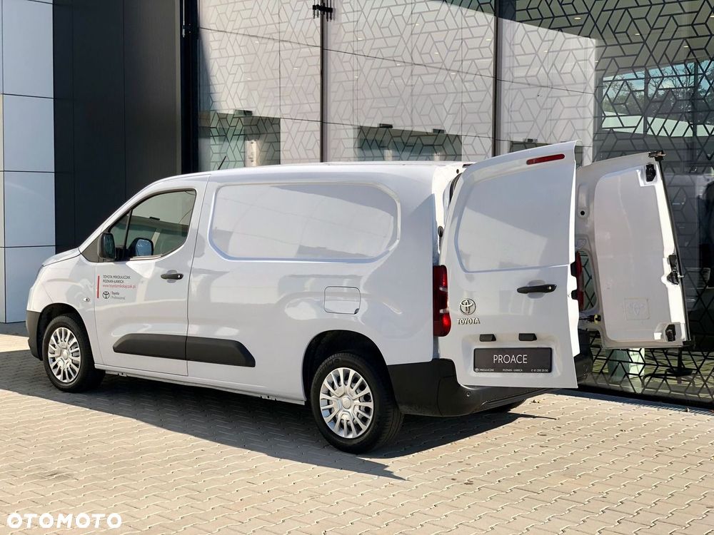 Toyota PROACE CITY - 32