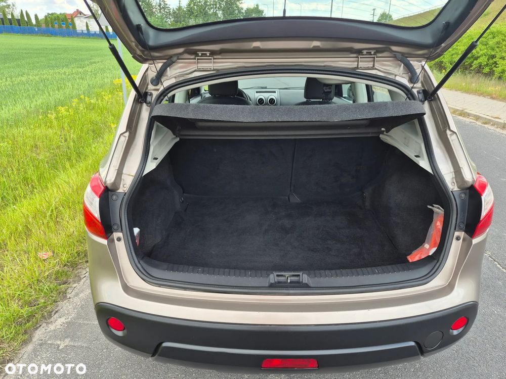 Nissan Qashqai - 13