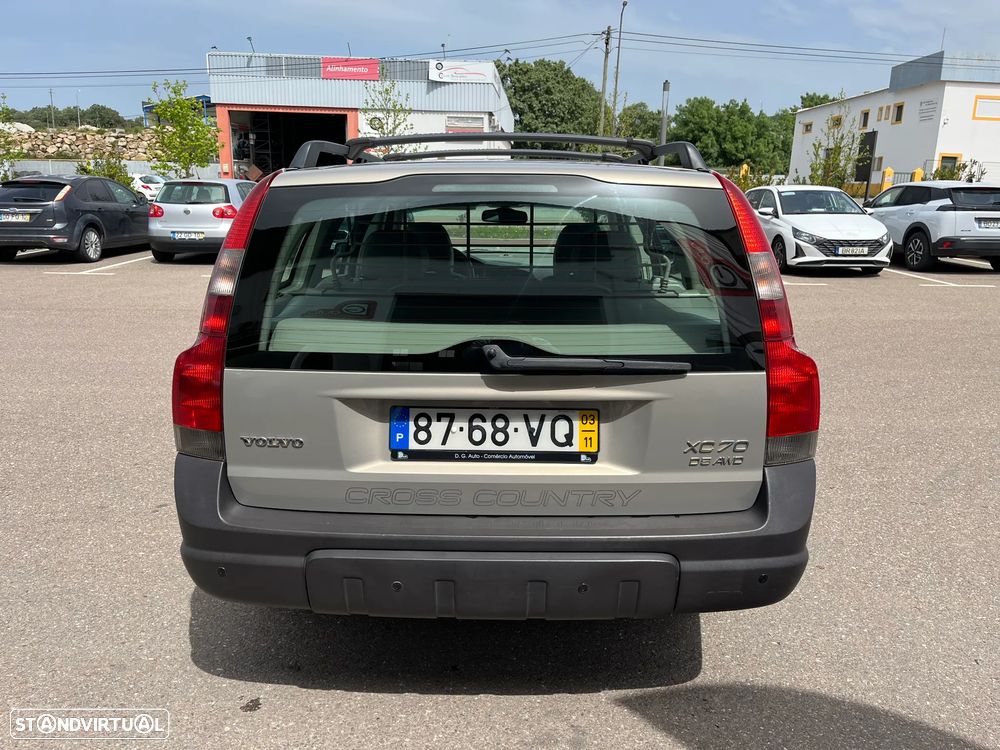 Volvo XC 70 D5 Nivel 2 Auto. - 4
