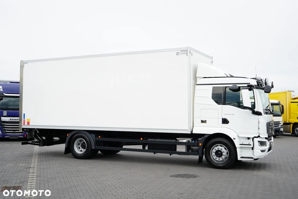 MAN TGM / 18.290 / ACC / EURO 6 / IZOTERMA + WINDA / 18 PALET / OTWIERANY BOK - 5