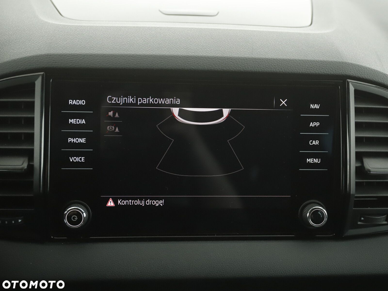 Skoda Karoq 2.0 TDI SCR 4x4 Sportline DSG - 14