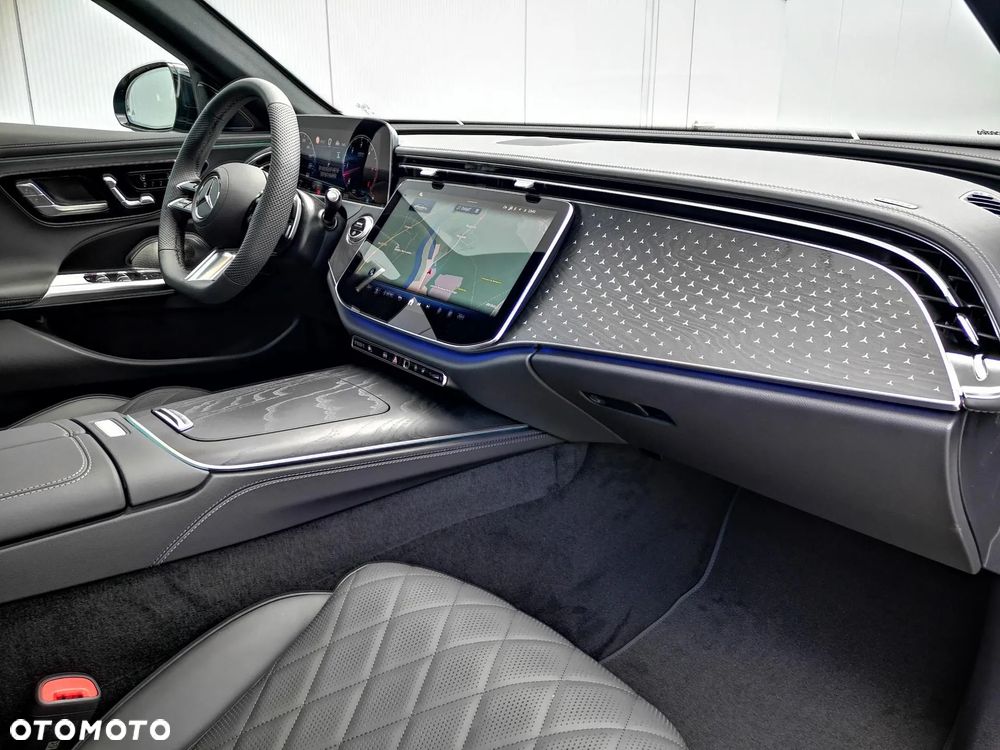 Mercedes-Benz Klasa E 450 d mHEV 4-Matic AMG 9G-Tronic - 16