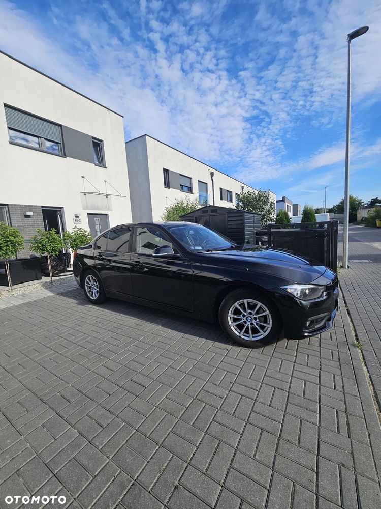 BMW Seria 3 316d - 4