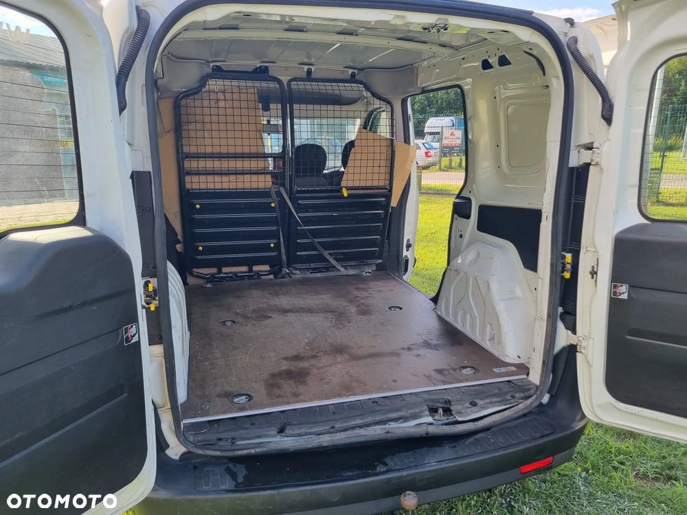 Fiat DOBLO - 7