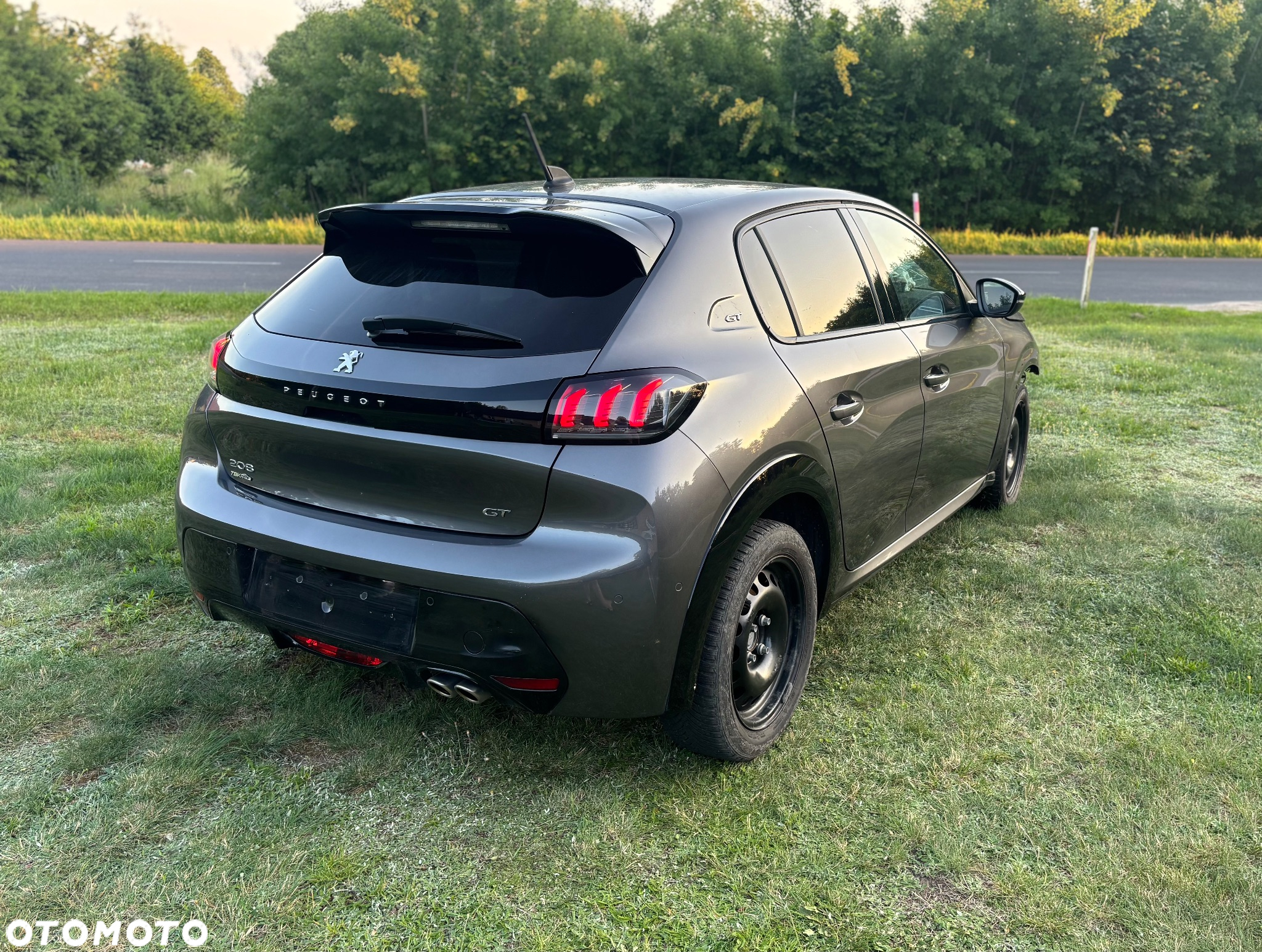 Peugeot 208 1.2 PureTech GT S&S EAT8 - 7