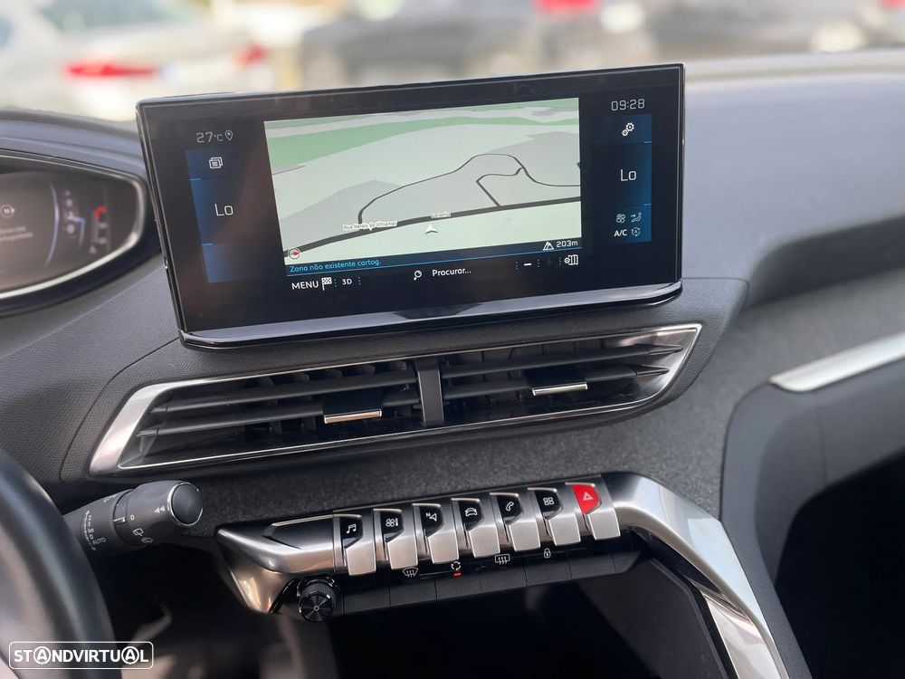 Peugeot 5008 1.5 BlueHDi Allure Pack EAT8 - 20