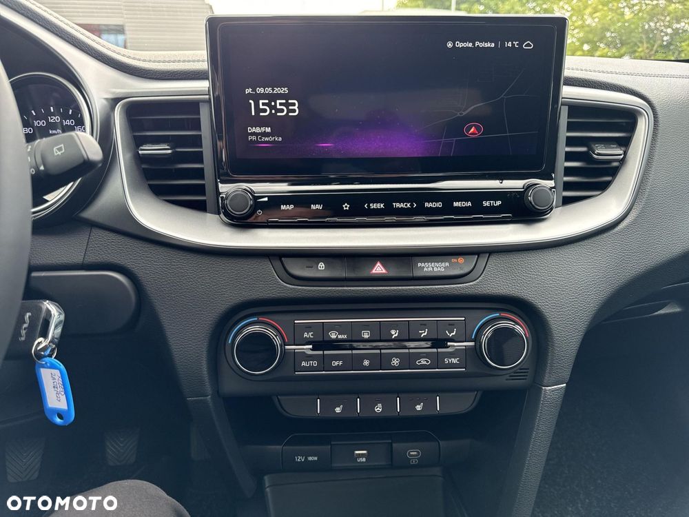 Kia XCeed 1.5 T-GDI M - 23