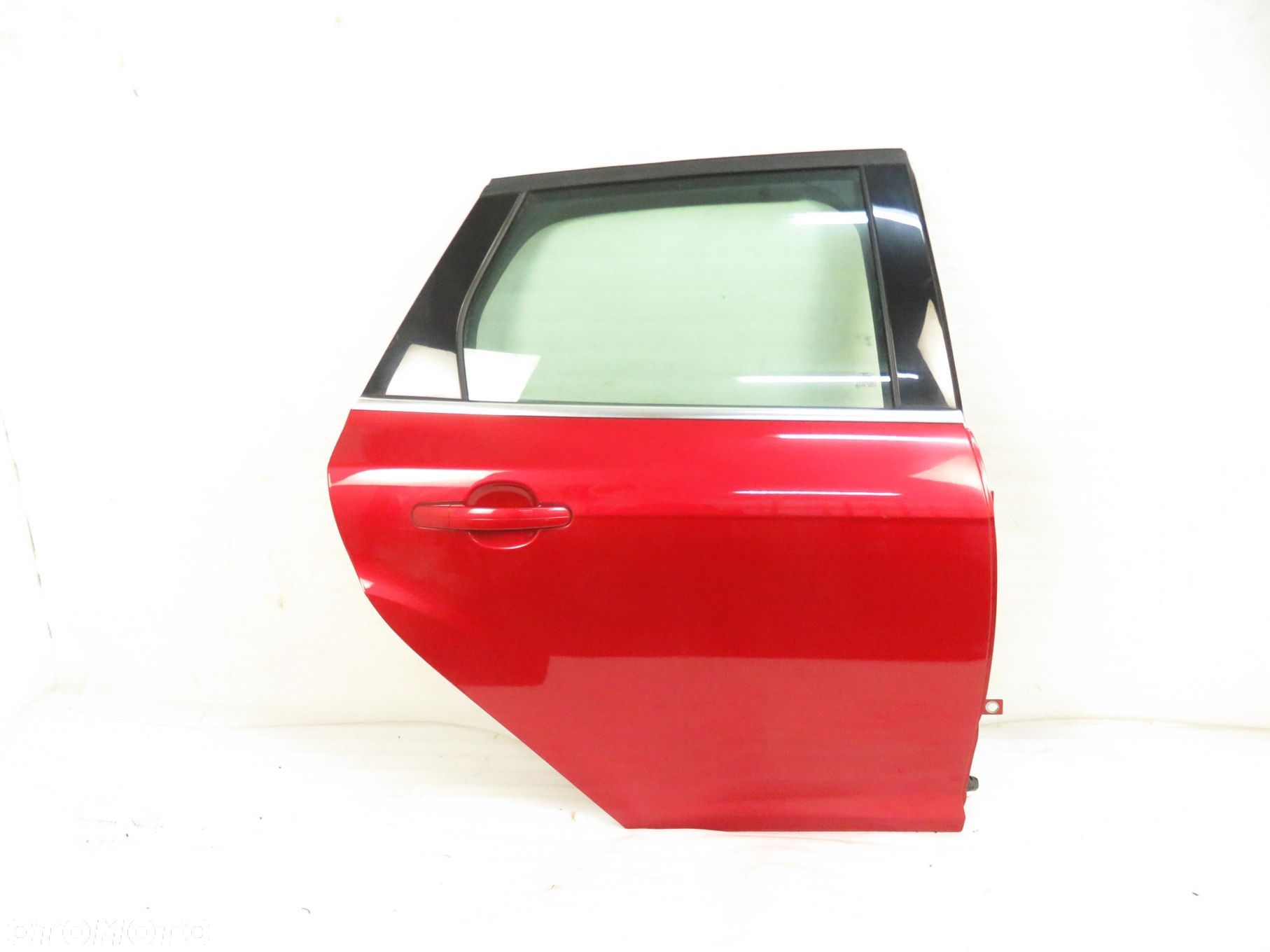 DRZWI PRAWY TYŁ FORD FOCUS MK3 III Turnier UB - 1
