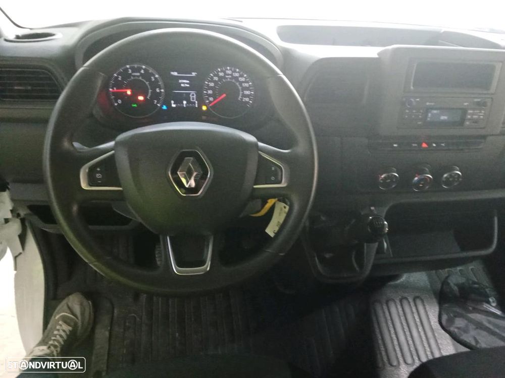 Renault MASTER III 2.3 dCi L2H2 3.5T - 7