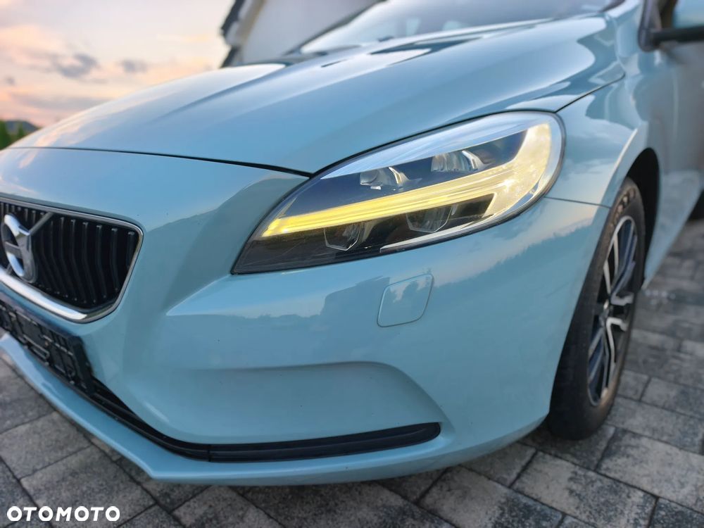 Volvo V40 D2 Drive-E Momentum - 13