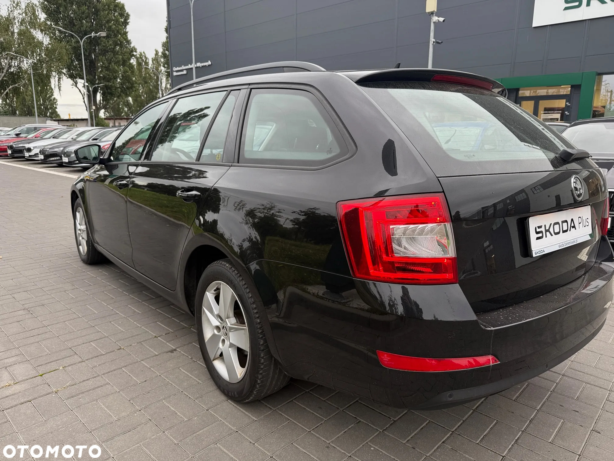 Skoda Octavia 2.0 TDI SCR Style DSG - 6