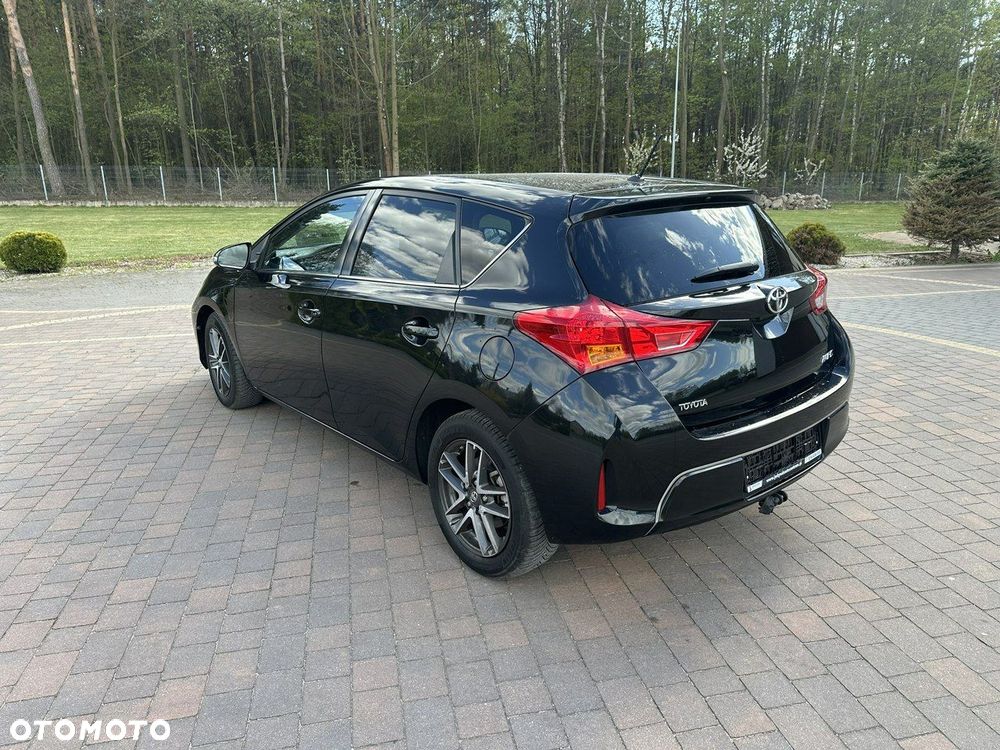 Toyota Auris - 8