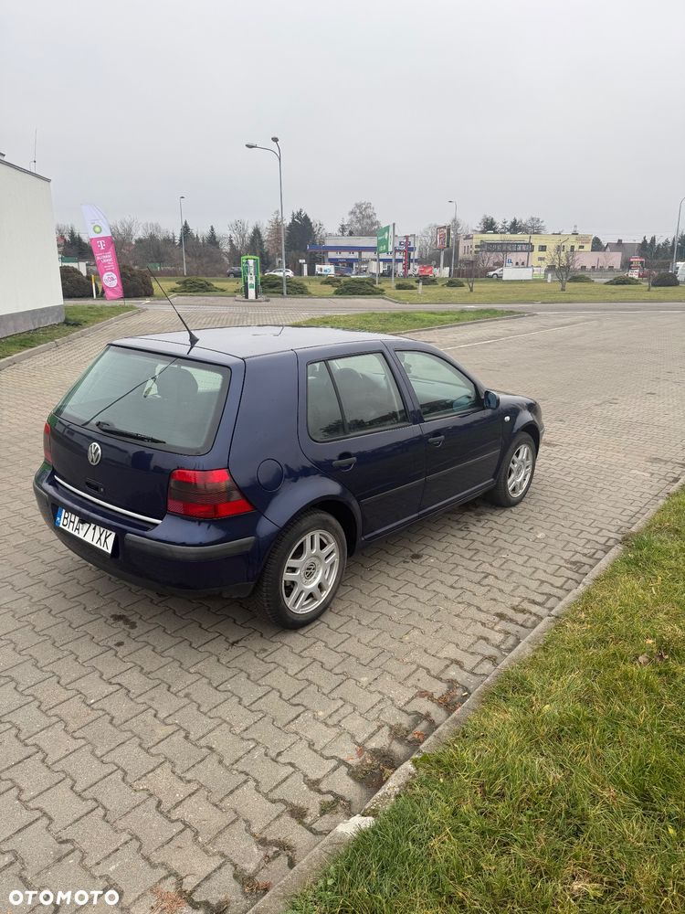 Volkswagen Golf 1.4 Basis - 4