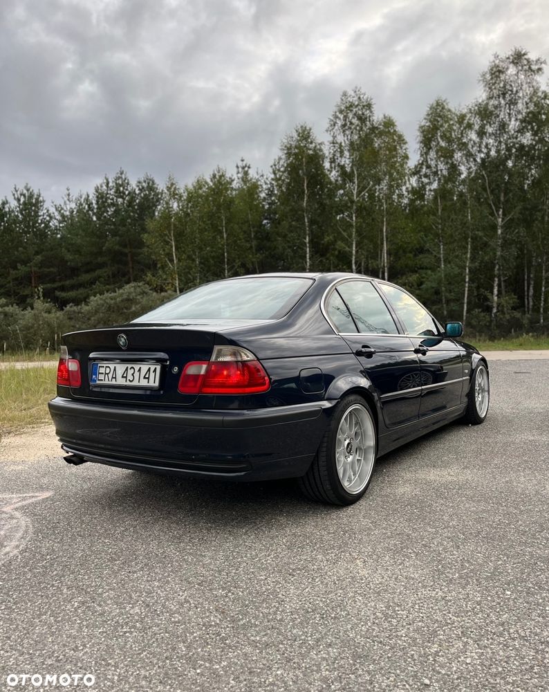 BMW Seria 3 320i - 2