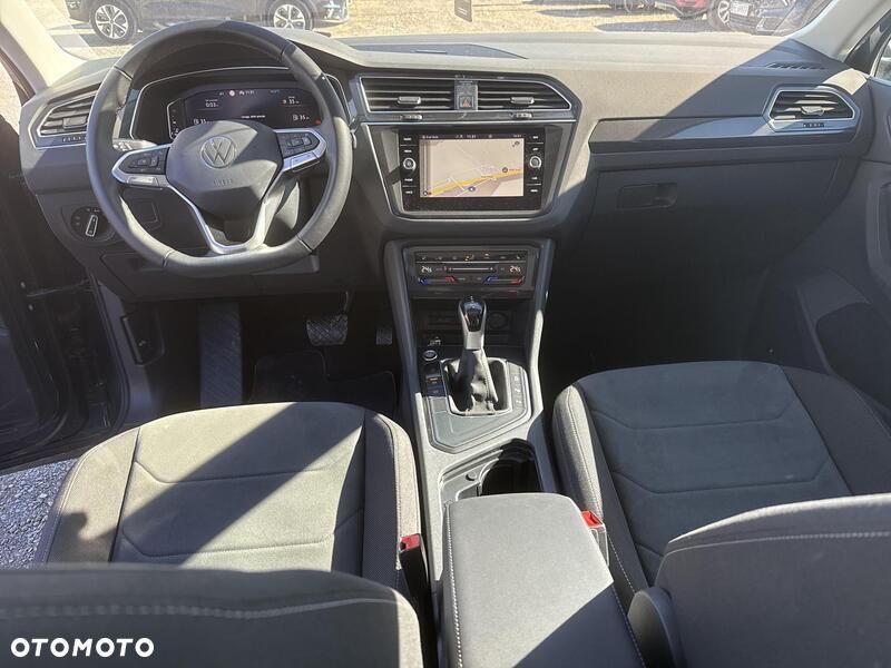 Volkswagen Tiguan 1.5 TSI EVO Elegance DSG - 23