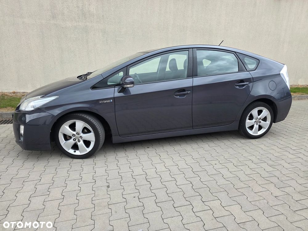 Toyota Prius - 1