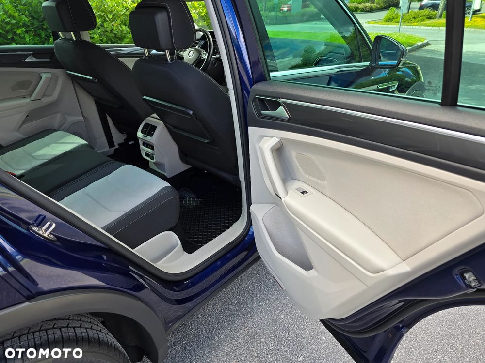 Volkswagen Tiguan - 24