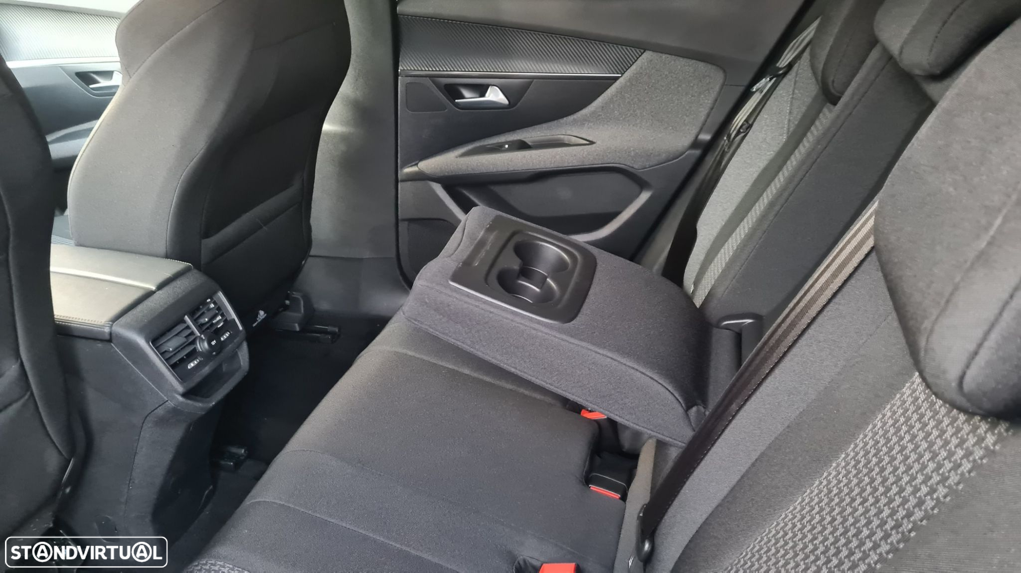 Peugeot 3008 1.5 BlueHDi Active - 48