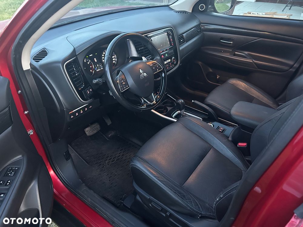 Mitsubishi Outlander 2.0 Intense + SDA 4WD CVT - 7