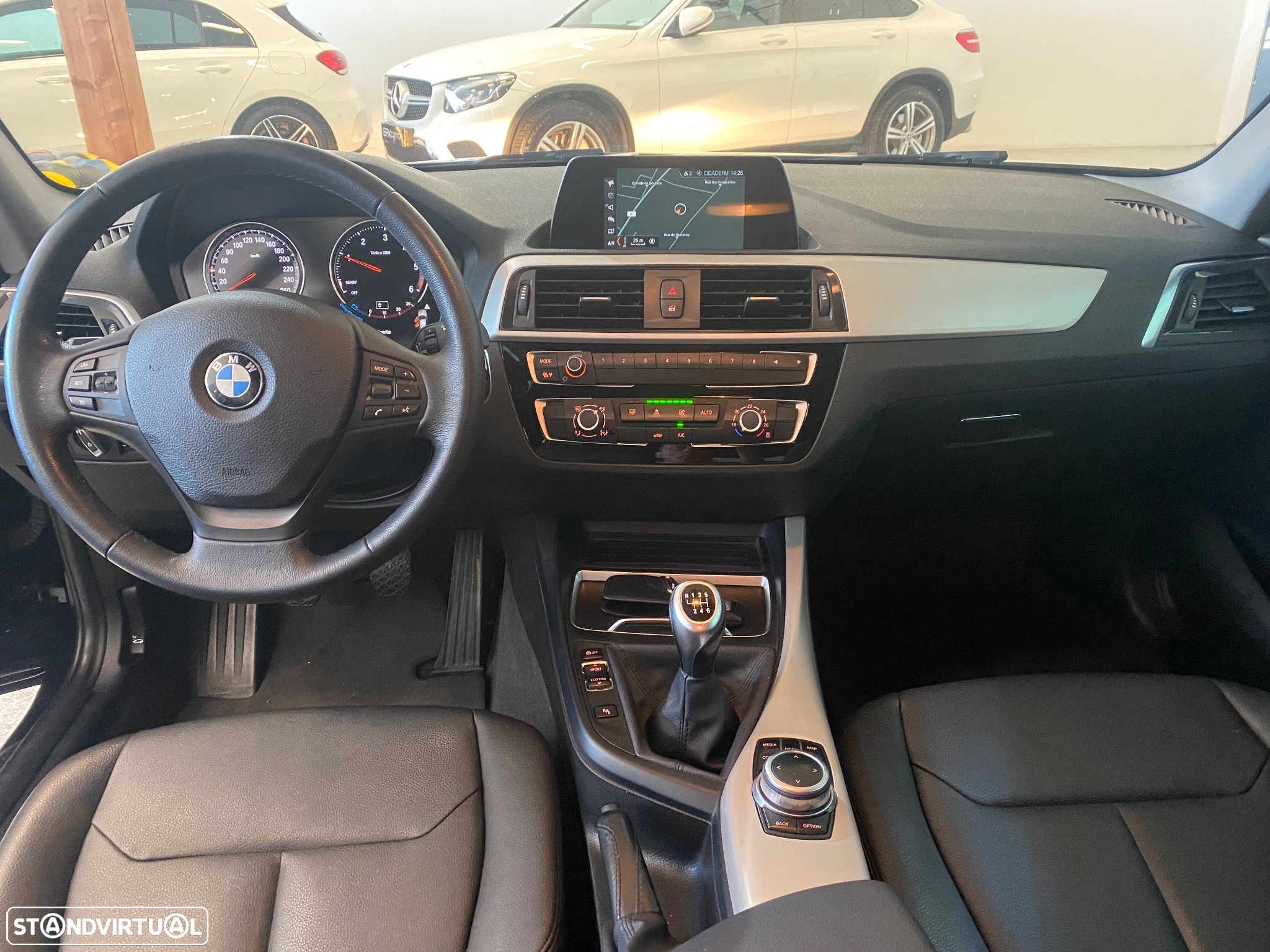 BMW 116 d Line Urban - 9