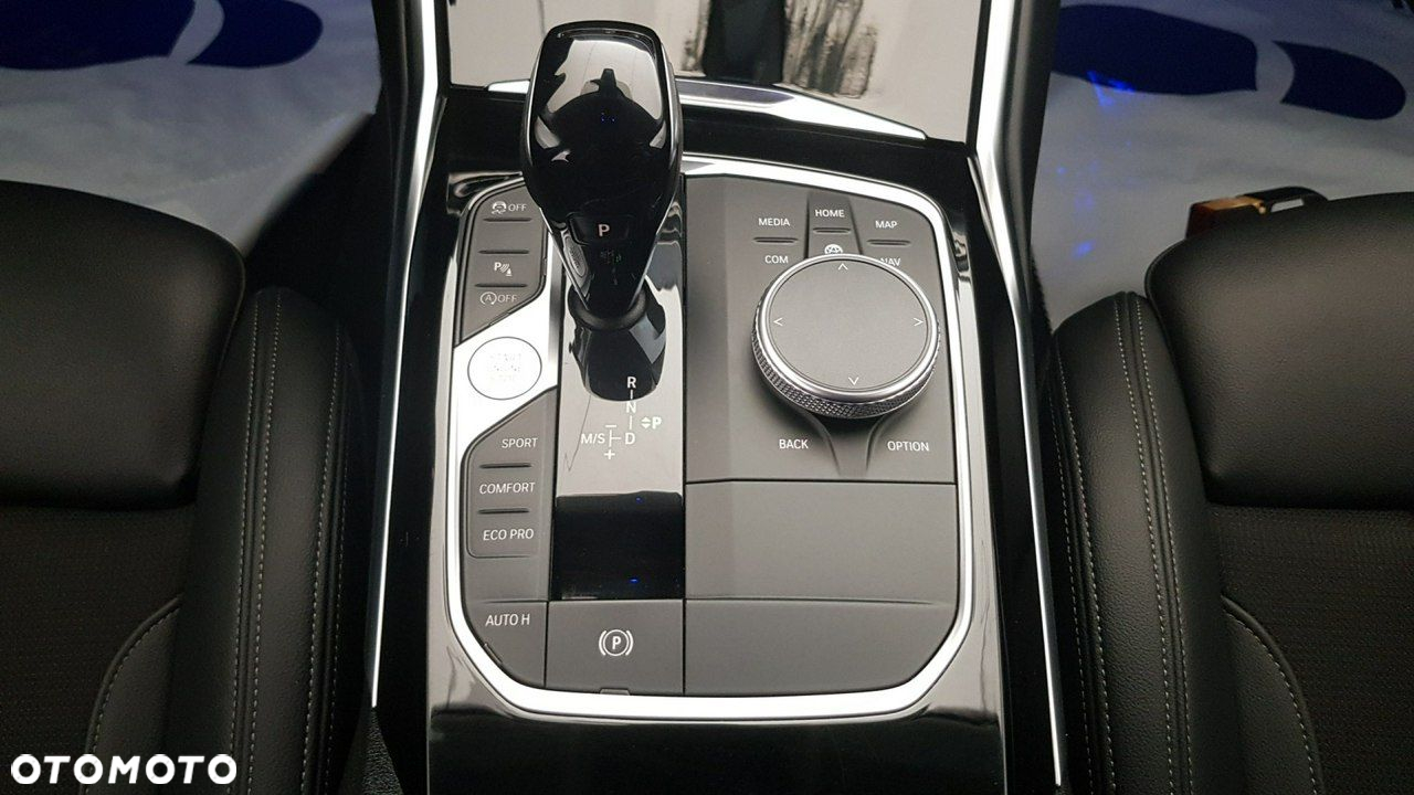 BMW Seria 3 - 31
