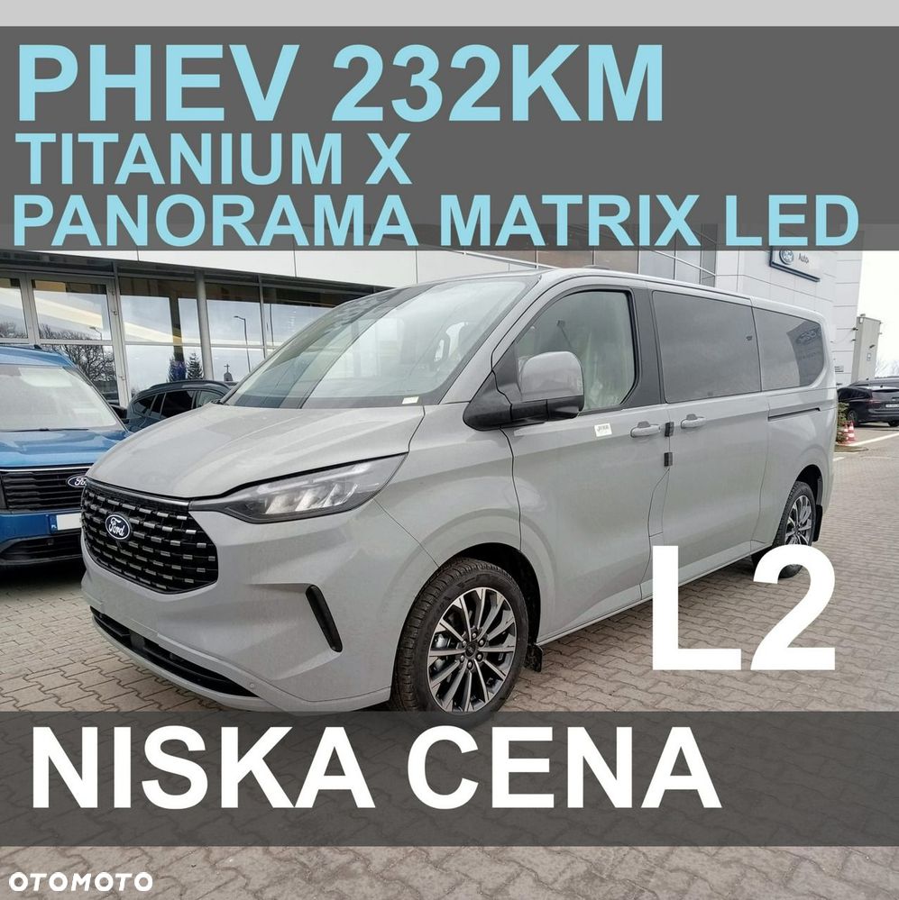 Ford Tourneo Custom - 1