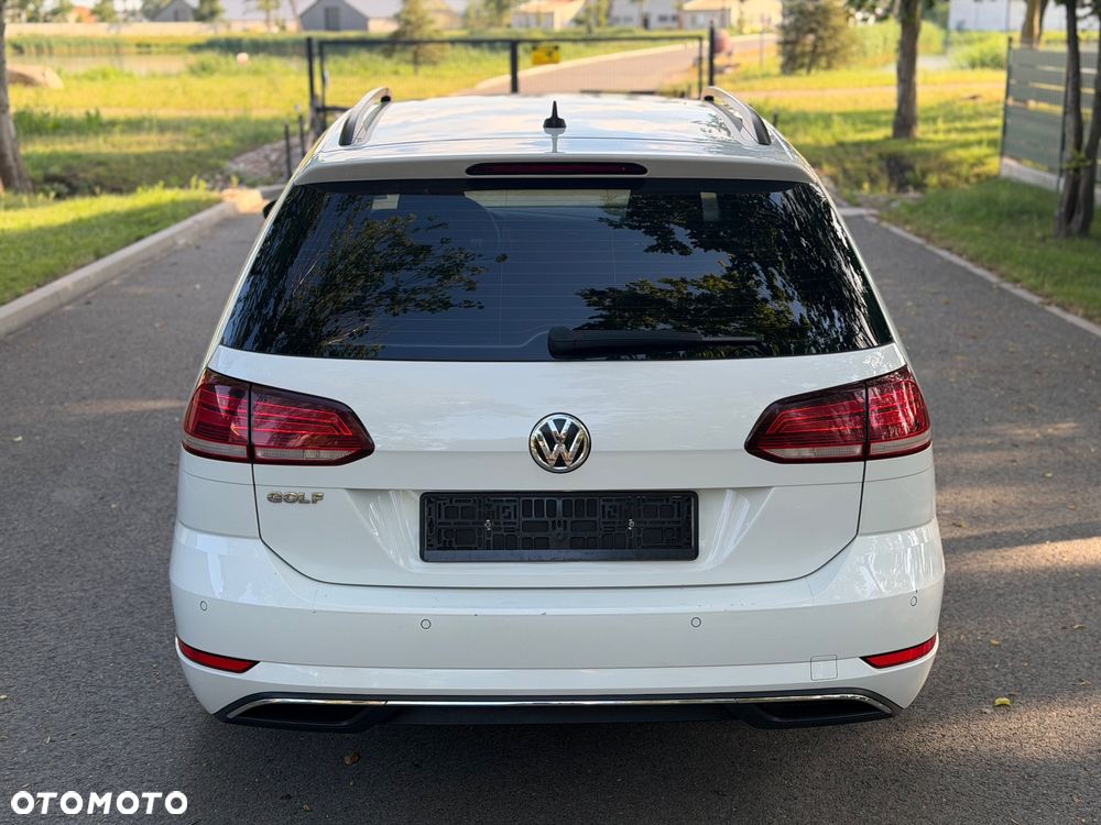 Volkswagen Golf 2.0 TDI SCR DSG Comfortline - 5