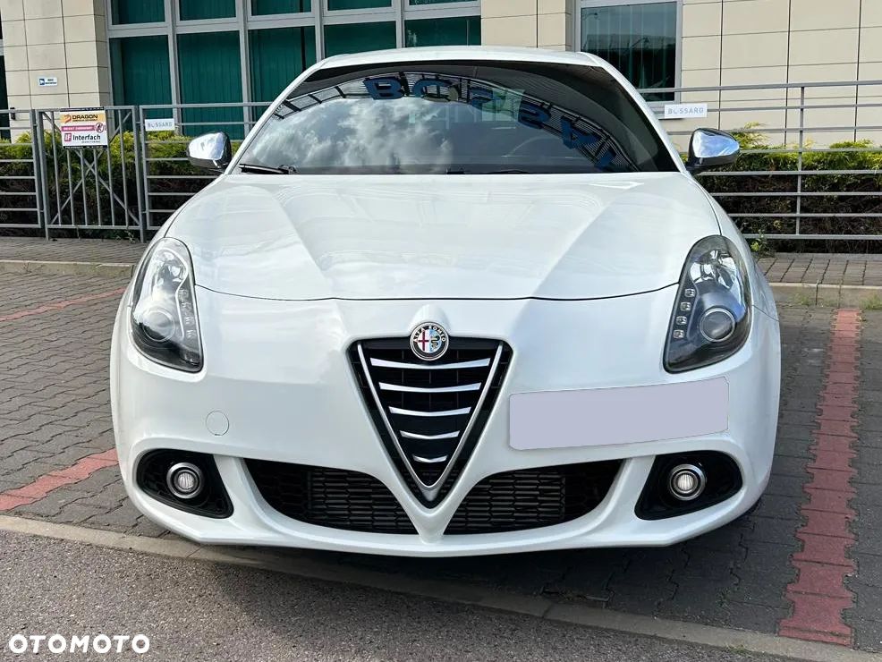 Alfa Romeo Giulietta - 2