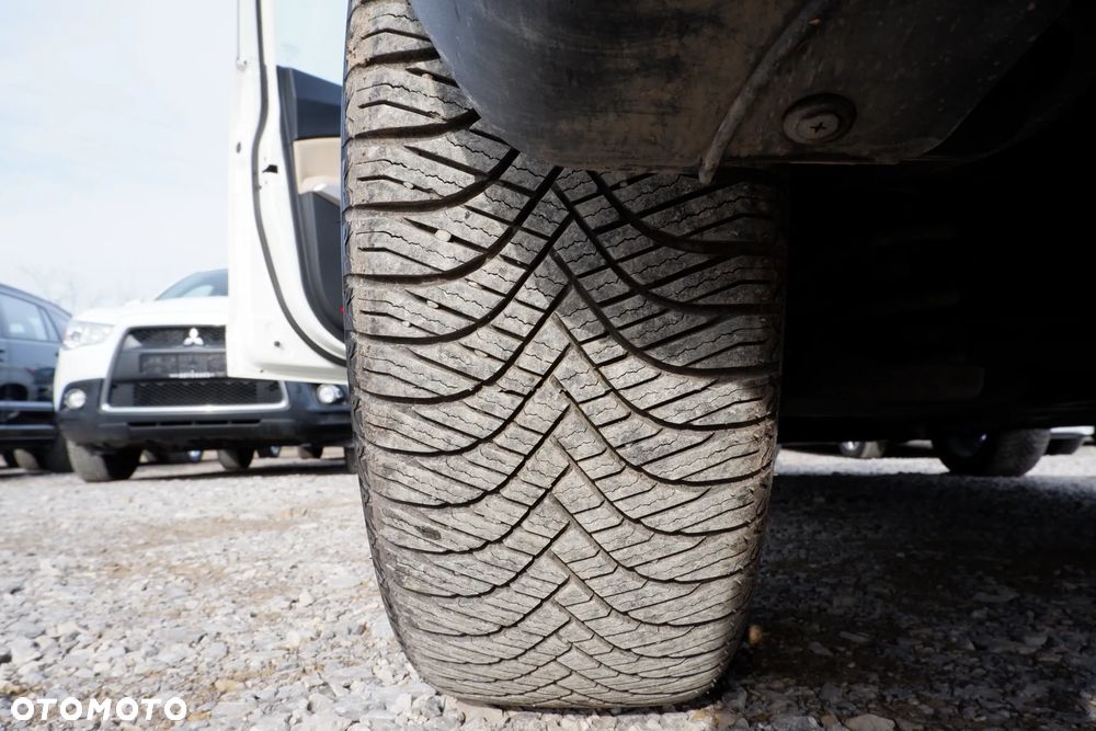 SsangYong/KGM Tivoli e-XDi 160 2WD Sapphire - 37