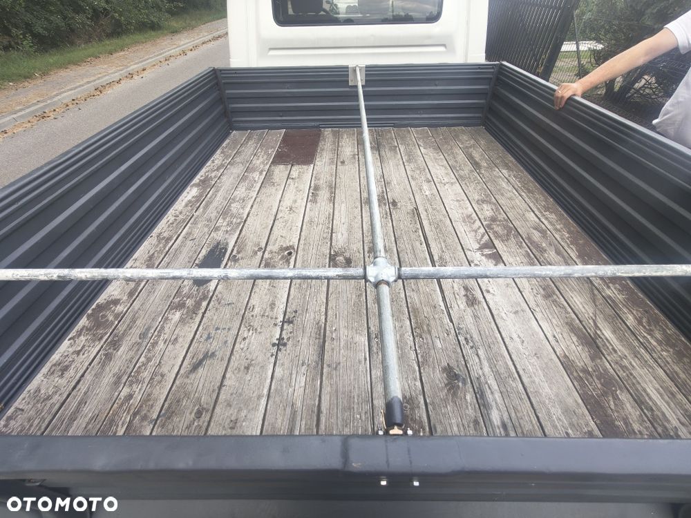 Volkswagen Transporter - 8
