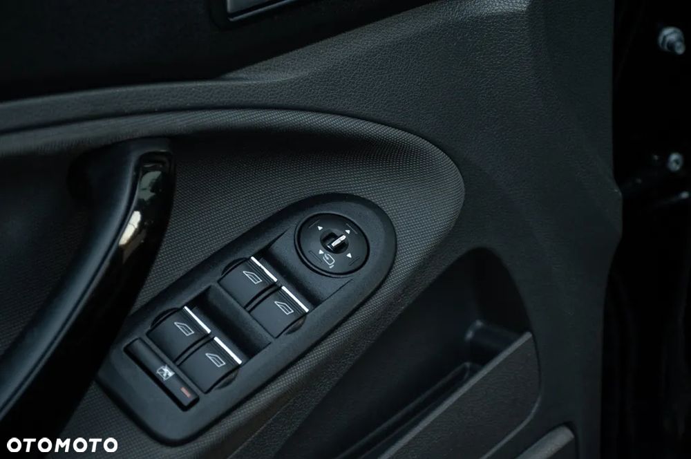 Ford Kuga 2.0 TDCi 4WD Titanium Plus - 39