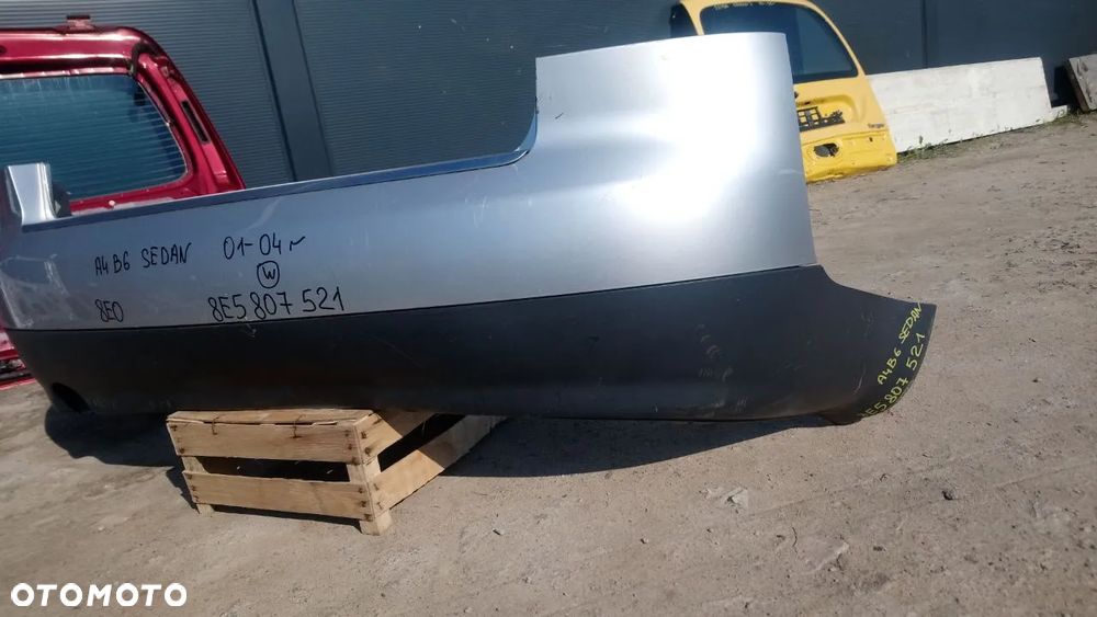AUDI A4 B6 ZDERZAT TYŁ - 3