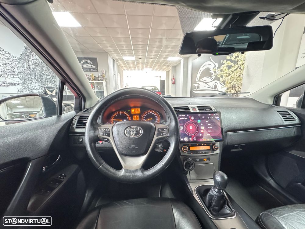 Toyota Avensis SW 2.0 D-4D Exclusive +Pele+GPS - 21