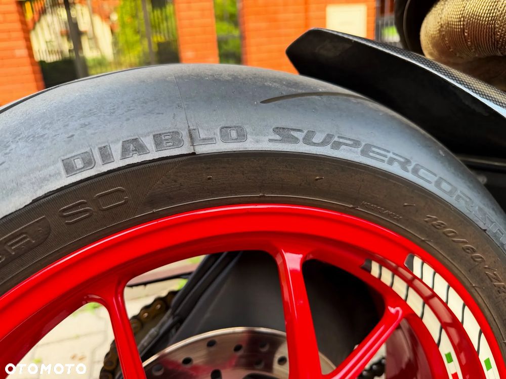 Ducati Panigale V2 - 19