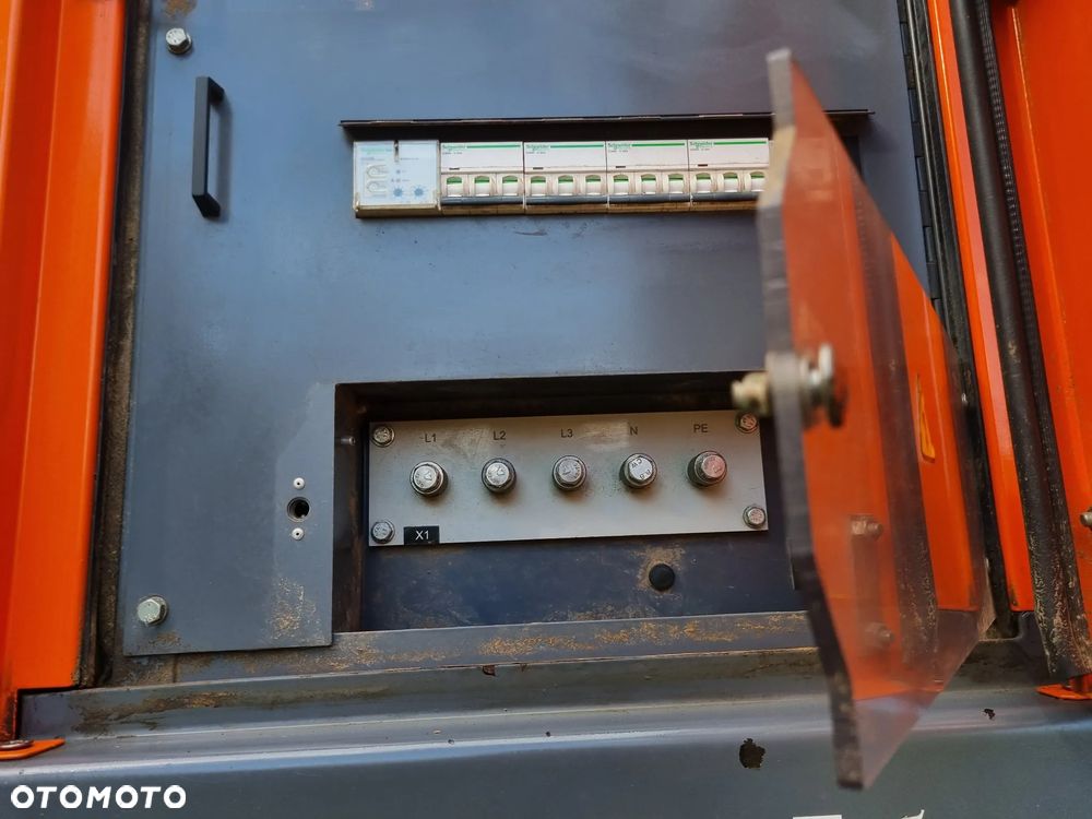 Atlas Copco QAS100 Agregat Prądotwórczy GENERATOR 100 KW 2014r. JAK NOWY z Norwegii  1550mtg PERKINS Przyczepa do rejestracji - 13