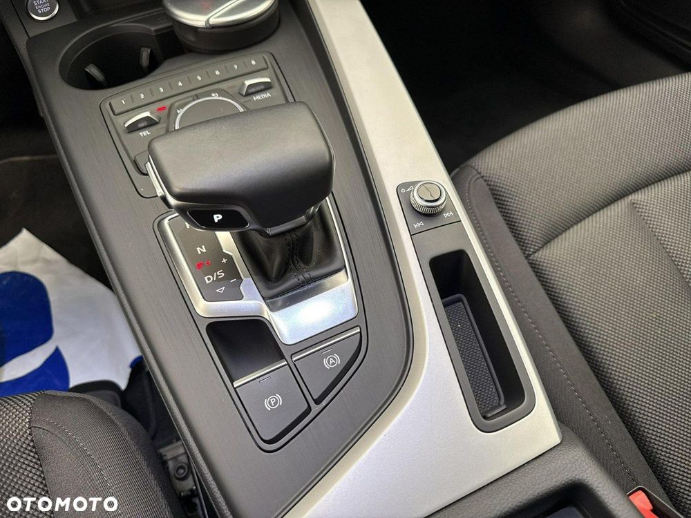 Audi A4 Limousine 35 TFSI S tronic - 18
