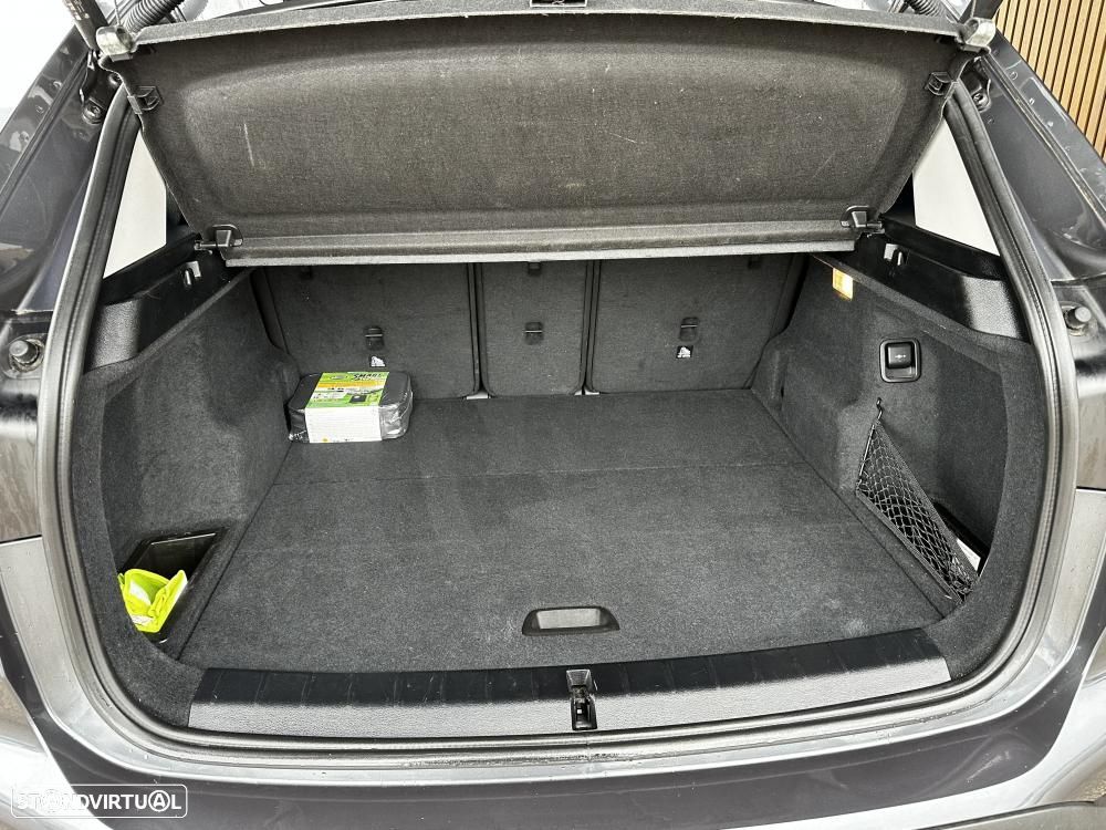 BMW X1 16 d sDrive Advantage Auto - 44