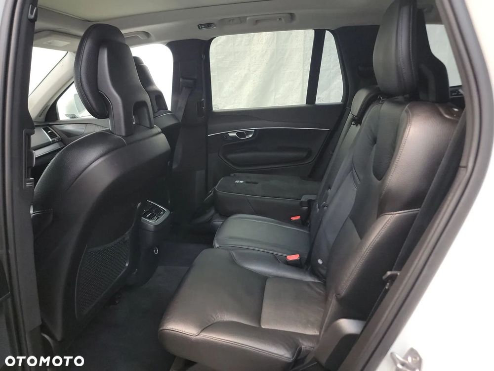 Volvo XC 90 Momentum - 10