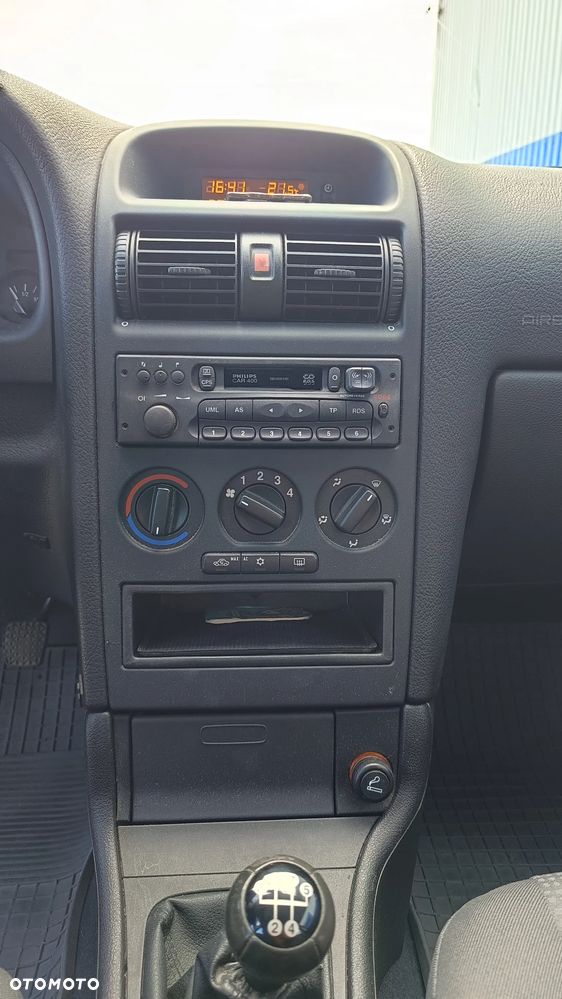Opel Astra - 23